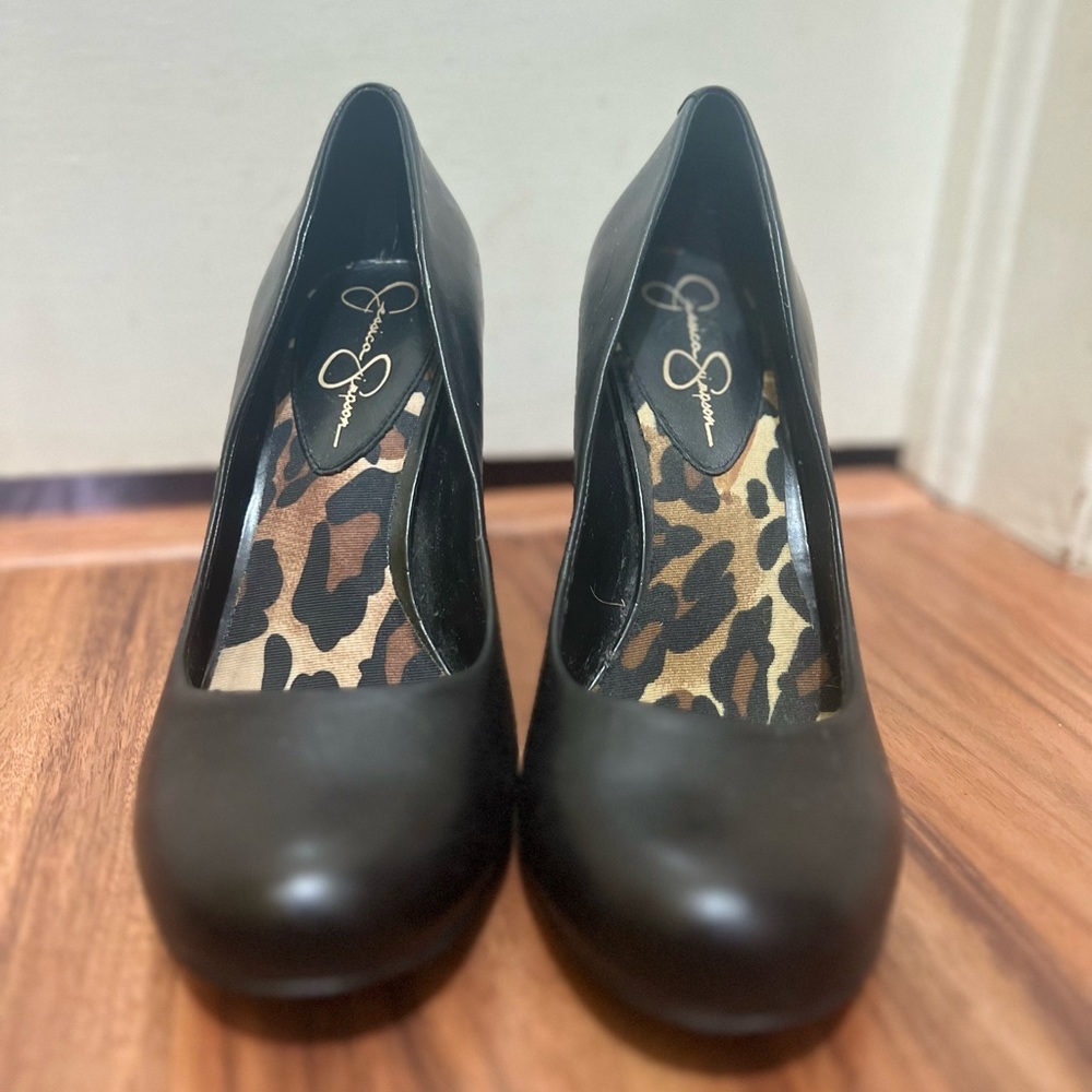 Jessica Simpson Black Leopard inside Leather Pumps 9.5